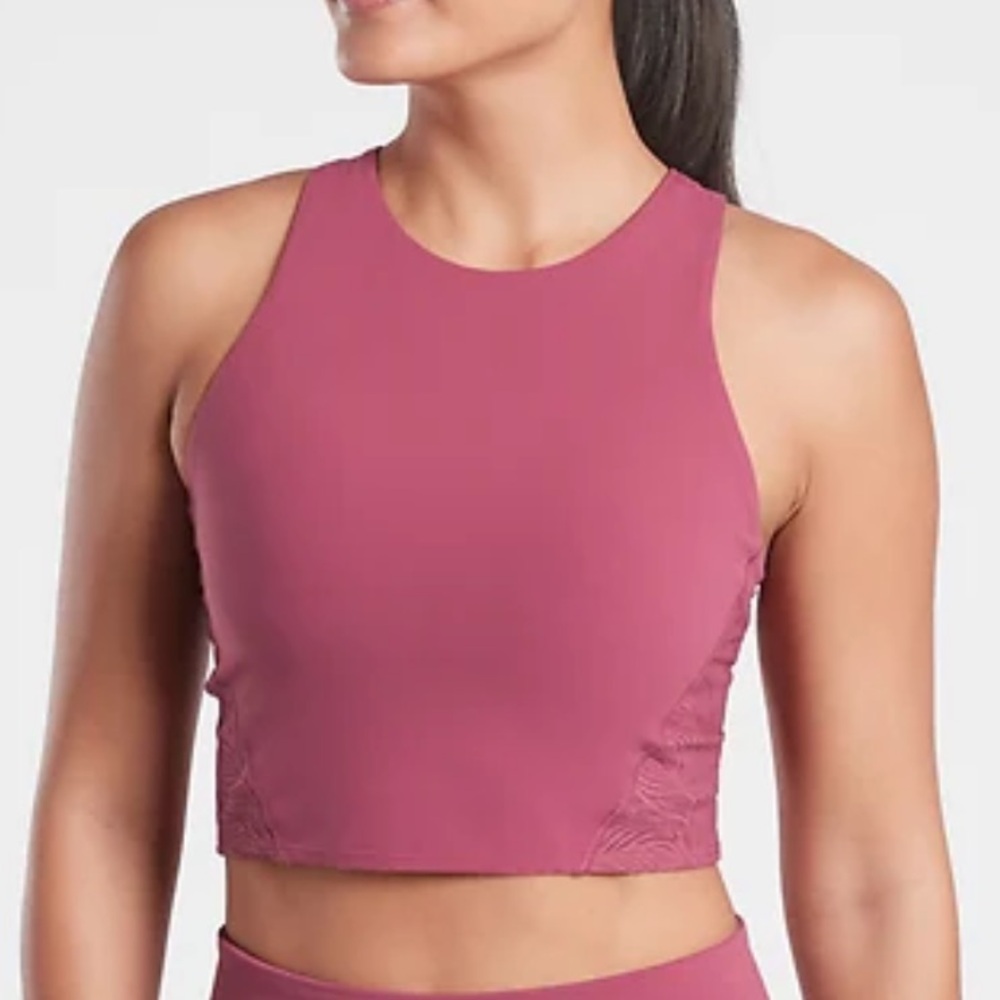 🌺Athleta Conscious Luxe Lace Crop Sports Bra A-C Sports Bra